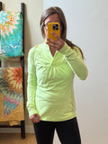 Epic Athletic - size 6 (Lulu)