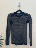Epic Athletic - size 4 (Lulu)