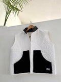 Vest - med (wool collar)