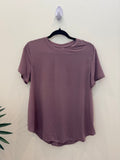 Epic Athletic - size 6 (Lulu)