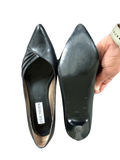 Epic Shoes - size 6
