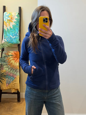 Epic Fleece - fits xs/sm (Bench)