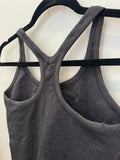 Epic Athletic - size 6 (Lulu)