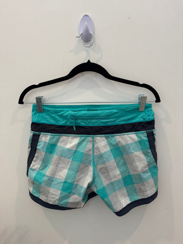 Epic Athletic - size 4 (Lulu)