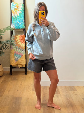 Epic Sweatshirt - fits sm/med (TNA)
