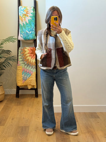Vest - med (wool collar)
