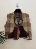 Vest - med (wool collar)