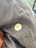 Epic Athletic - size 4 (Lulu)