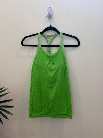 Epic Athletic - size 6 (Lulu)