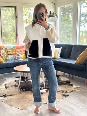 Vest - med (wool collar)