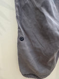 Epic Athletic - size 4 (Lulu)