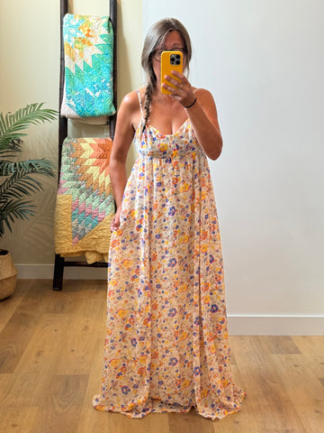 Epic Dress - fits med/Lg