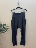 Epic Athletic - size 4-6 (Lulu)