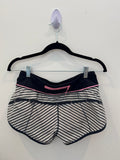 Epic Athletic - size 4 (Lulu)