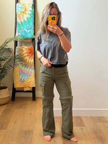Epic Athletic - size 4 (Prana)